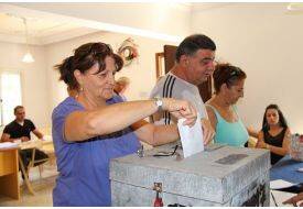 KKTC'de Erken Genel Seçim Başladı