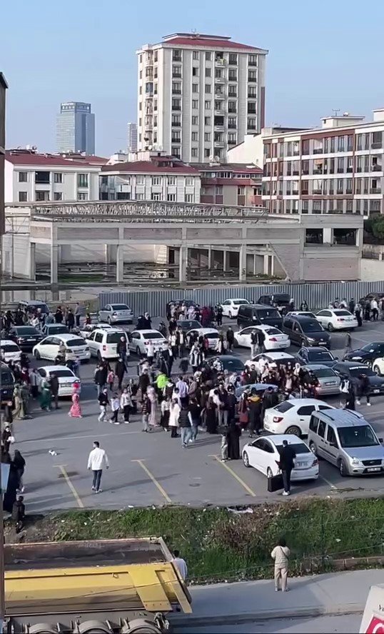 Düğün kavgaya dönüştü: Takı töreni krizi