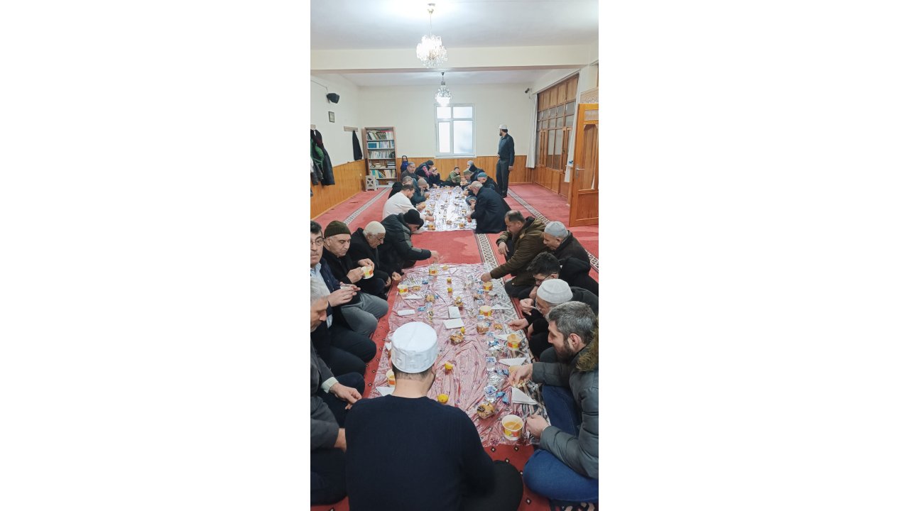 Azizzade Camii'nde "Sabah Namazı Buluşması" yapıldı