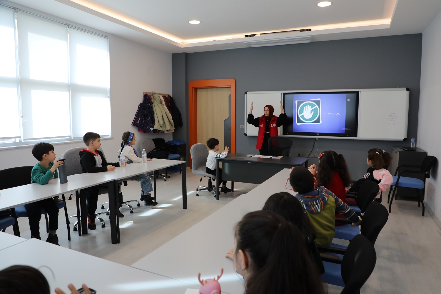 Kudüs okulu öğrencilerden tam not aldı