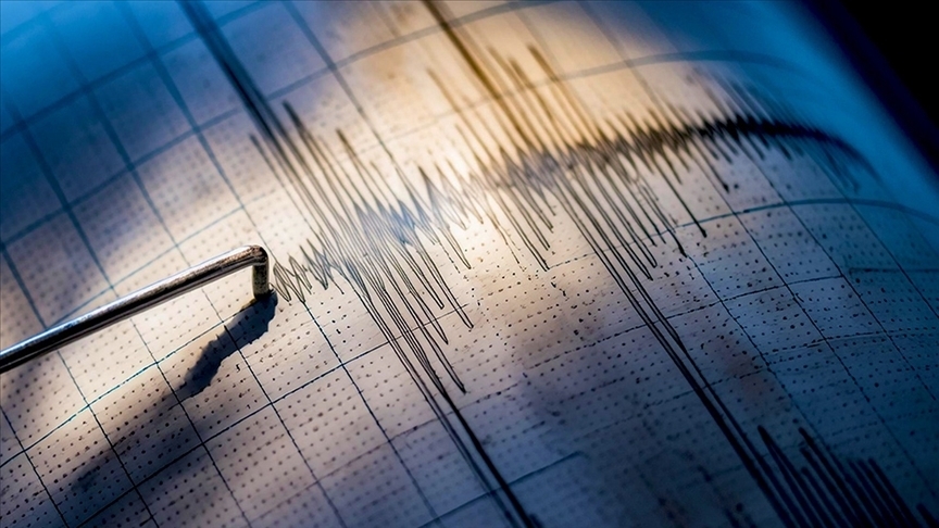 Ege Denizi’nde deprem fırtınası: 400'den fazla sarsıntı kaydedildi