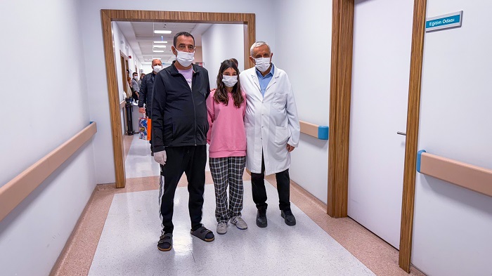 Konya'dan gelen kalp ile hayata tutundu