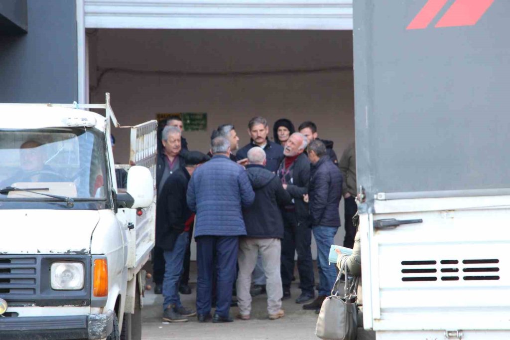 Trabzon'da fındık üreticilerine büyük şok: Tüccar kayıplara karıştı