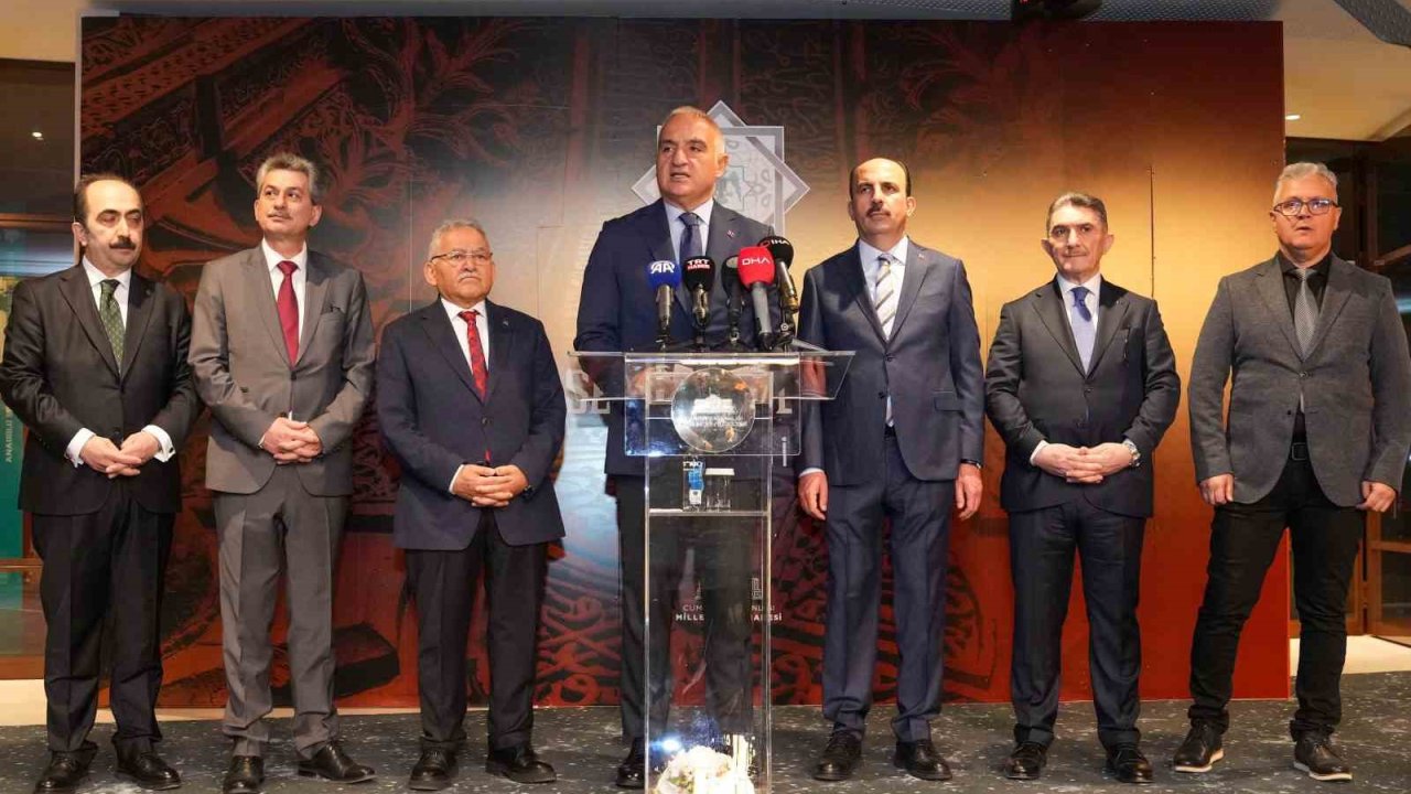 "Anadolu Selçuklu Sergisi" Millet Kütüphanesi'nde açıldı