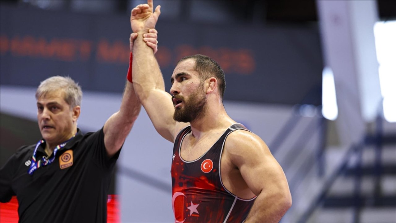 Milli güreşçi Feyzullah Aktürk,  bronz madalya kazandı
