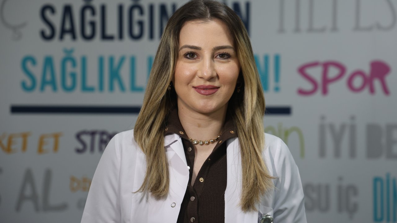 Uzmanlar uyarıyor: Ramazan'da hızlı yemek ve büyük sofralar sağlık riskleri getiriyor