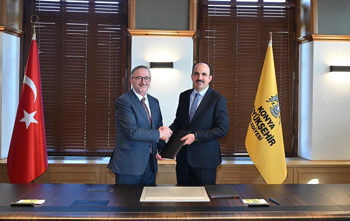 Koyunoğlu koleksiyonu, Yazma Eserler Kurumu'na emanet