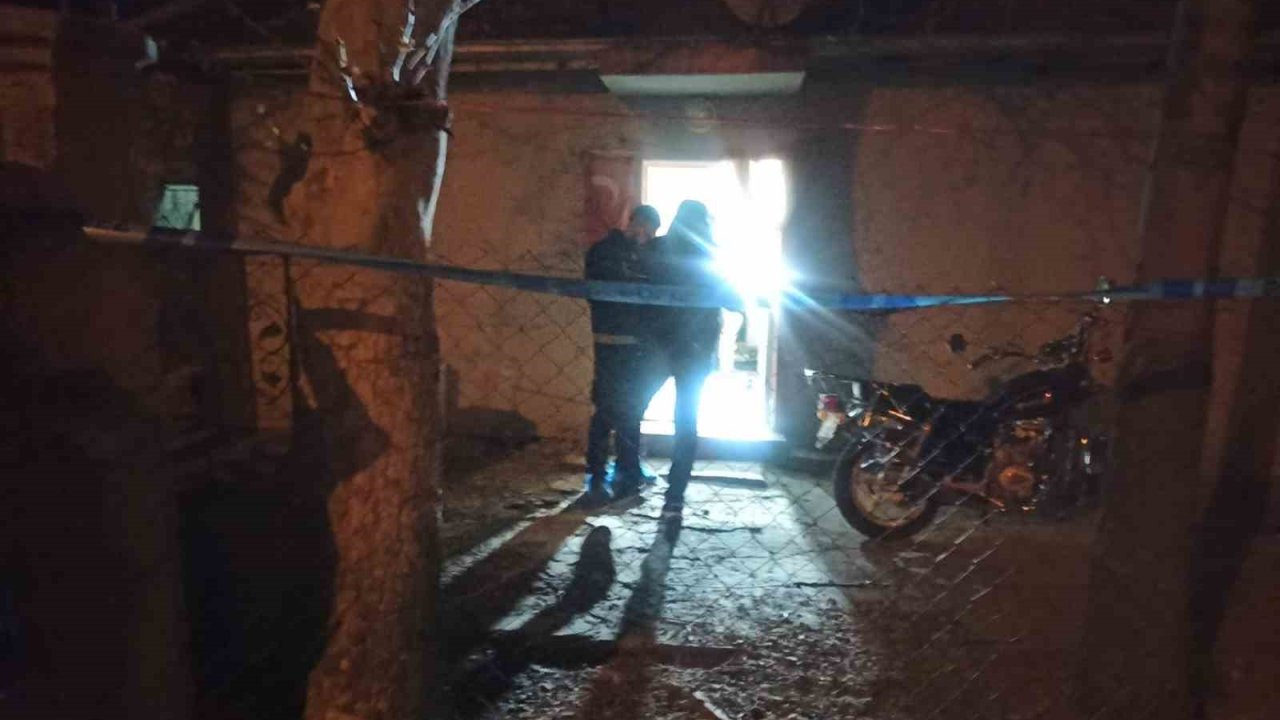 Konya’da alkollü alacak verecek kavgası cinayetle bitti! Tüfek getirip vurdu
