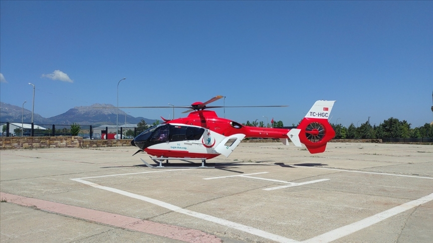 Seydişehir'de hava ambulansı kalp krizi geçiren hasta için havalandı