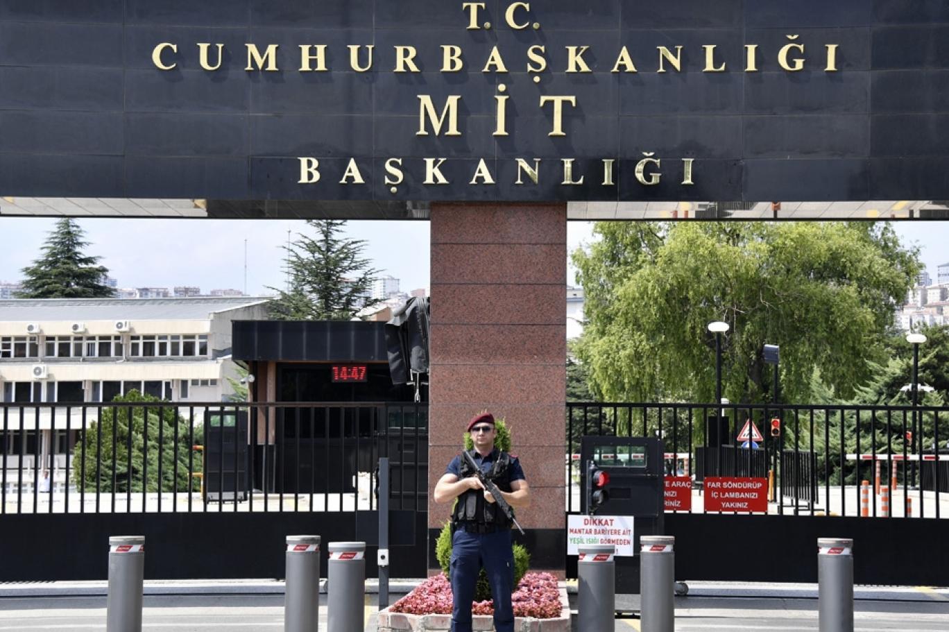 MİT 71 yıl sonra paylaştı! o ismi kral yapmaya çalışmışlar