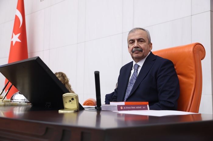Sırrı Süreyya Önder bugün son yolculuğuna uğurlanacak