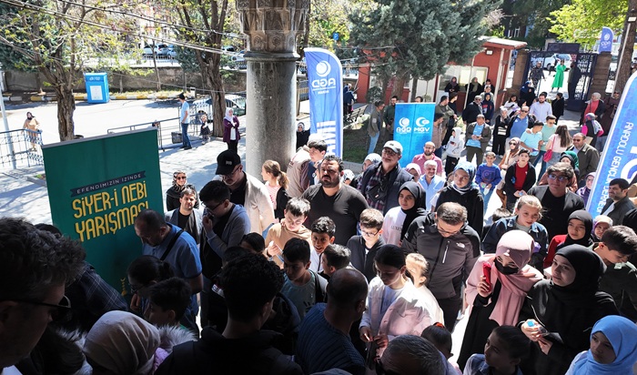 Konya'da kaybedeni olmayan ödüllü sınava binlerce öğrenci katıldı