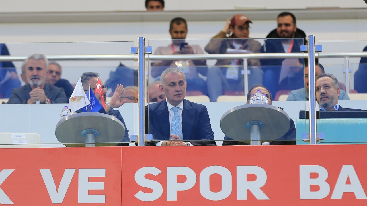 Hacıosmanoğlu, Konyaspor maçını takip etti
