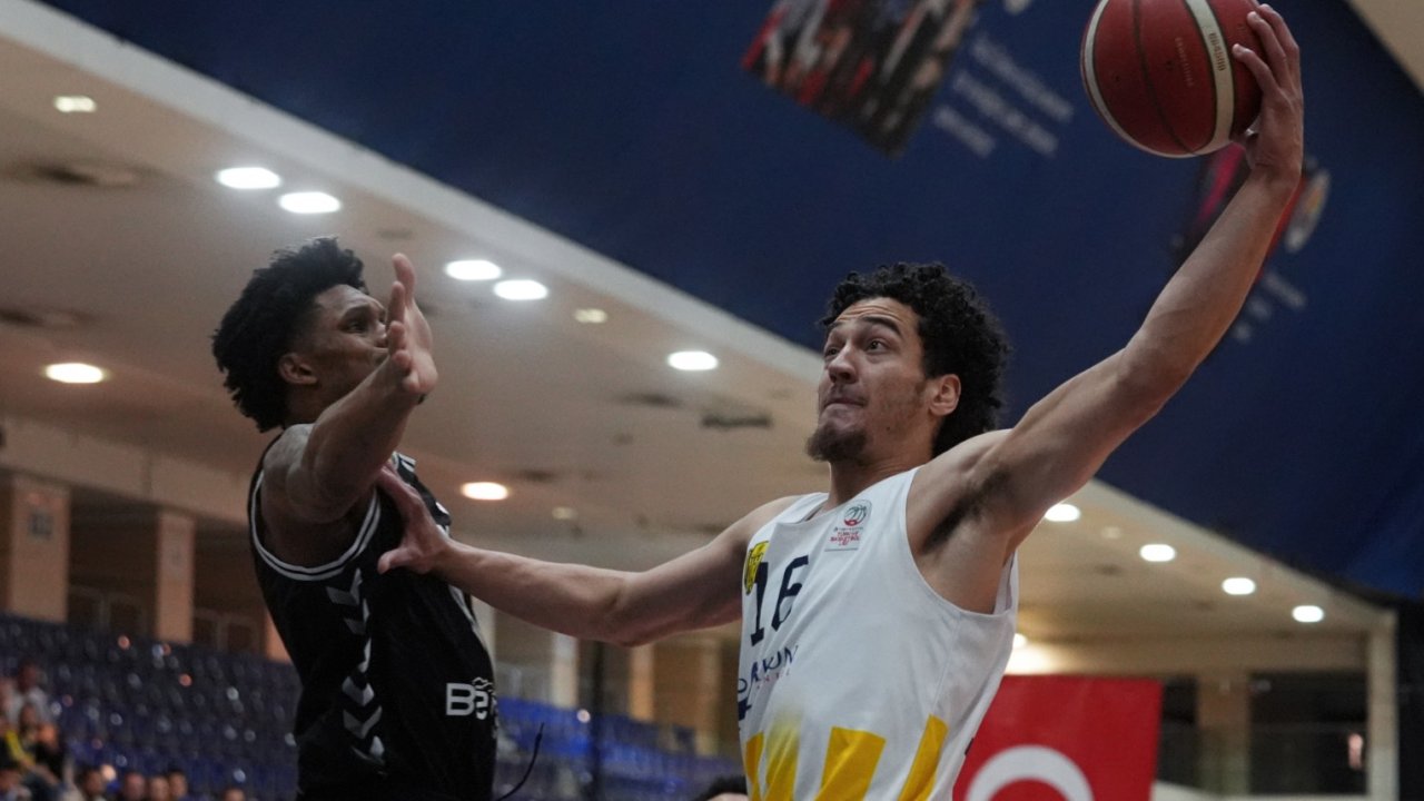 Konya Büyükşehir Belediyespor başkentte kayıp