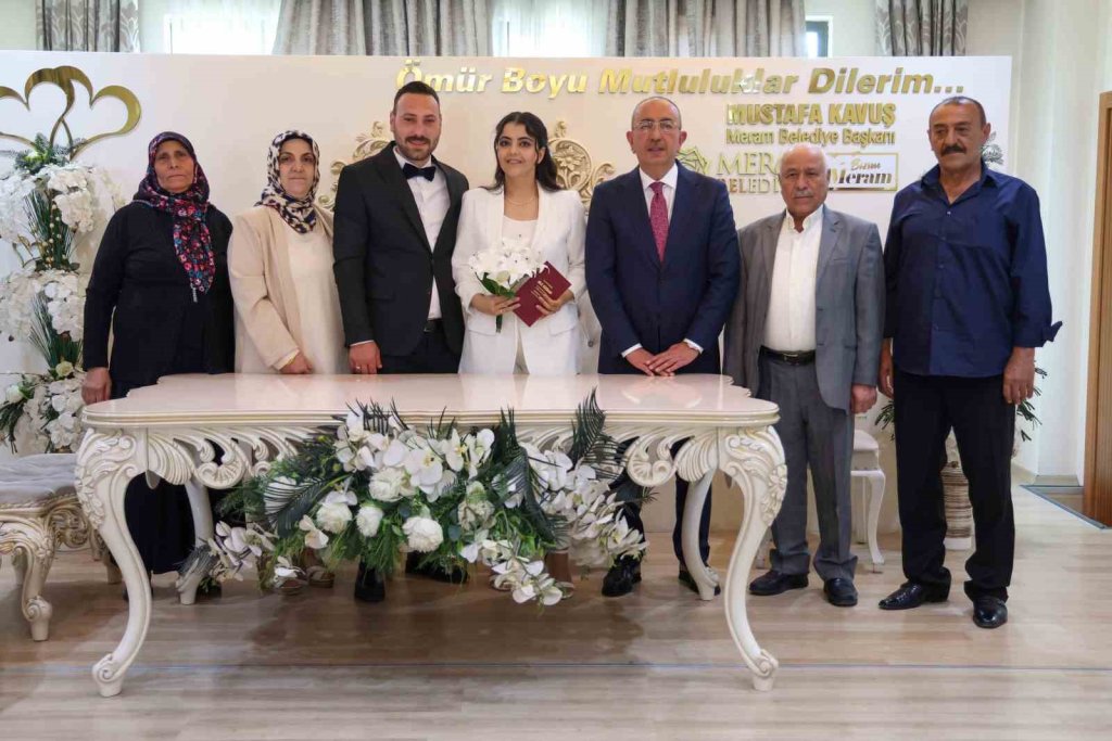 Konya'da nikah salonlarında "05.05.2025" yoğunluğu