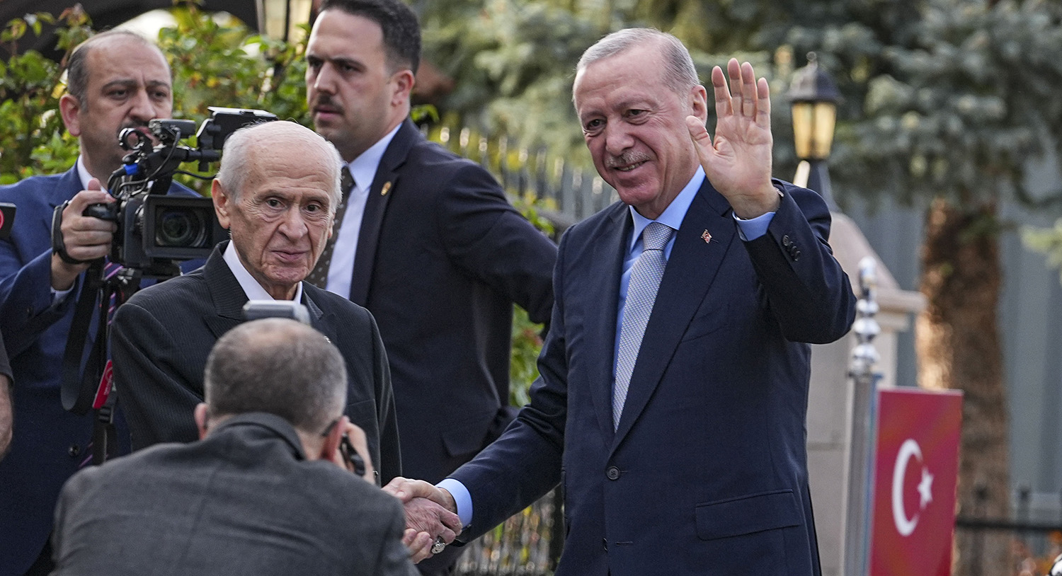 Cumhurbaşkanı Erdoğan, MHP lideri Bahçeli'yi ziyaret etti