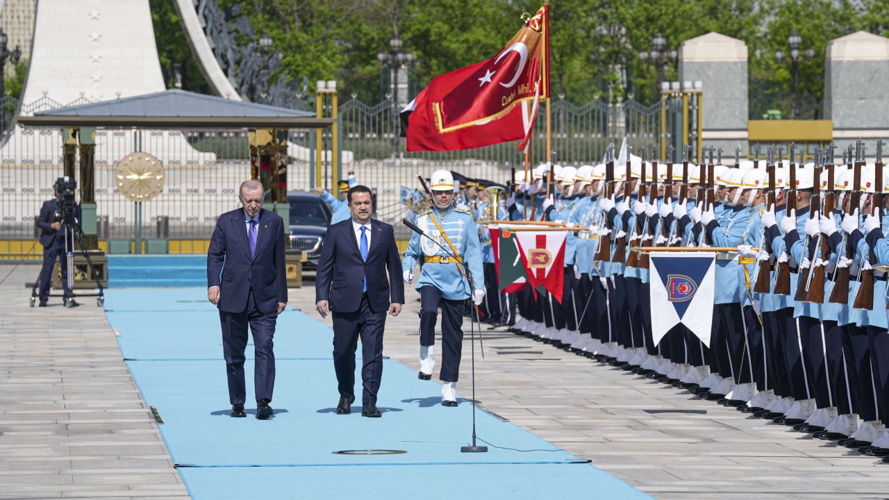 Cumhurbaşkanı Erdoğan, Irak Başbakanı Sudani’yi resmi törenle karşıladı