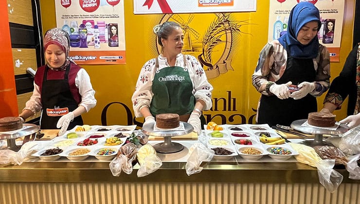 Çelikkayalar Selçuklu Mağazası’nda Anneler Günü coşkusu tatlı bir rekabetle taçlandı!