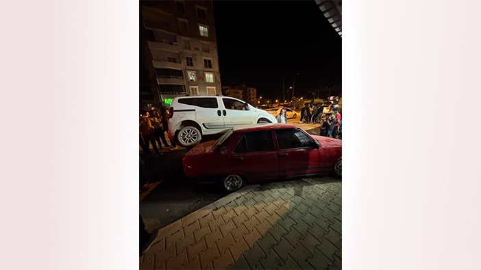 Satmak için kaporasını aldığı otomobilinin üzerine hafif ticari araç çıktı