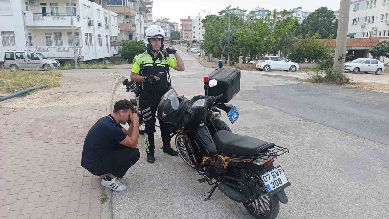 Polisin önünde yaptığı akrobatik hareketler pahalıya maloldu