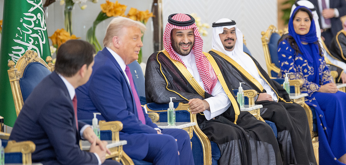 ABD Başkanı Trump, Suriye'ye yönelik yaptırımları kaldıracaklarını duyurdu