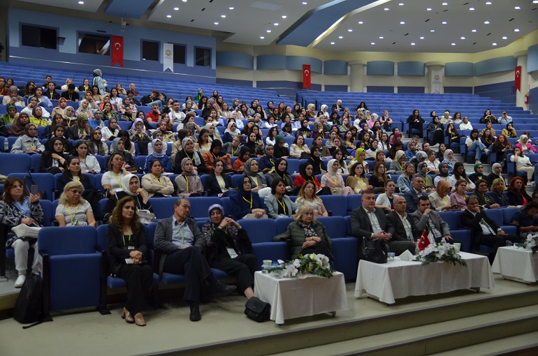 Konya'da 3. Beslenme ve Metabolizma Sempozyumu sona erdi