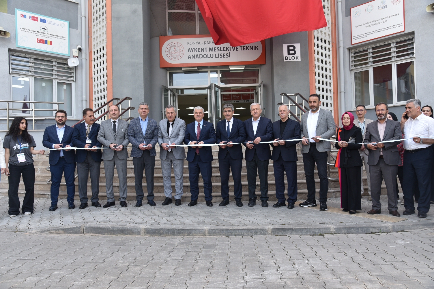 Konya Valisi Akın Aykent MTAL kermesinin açılışını yaptı