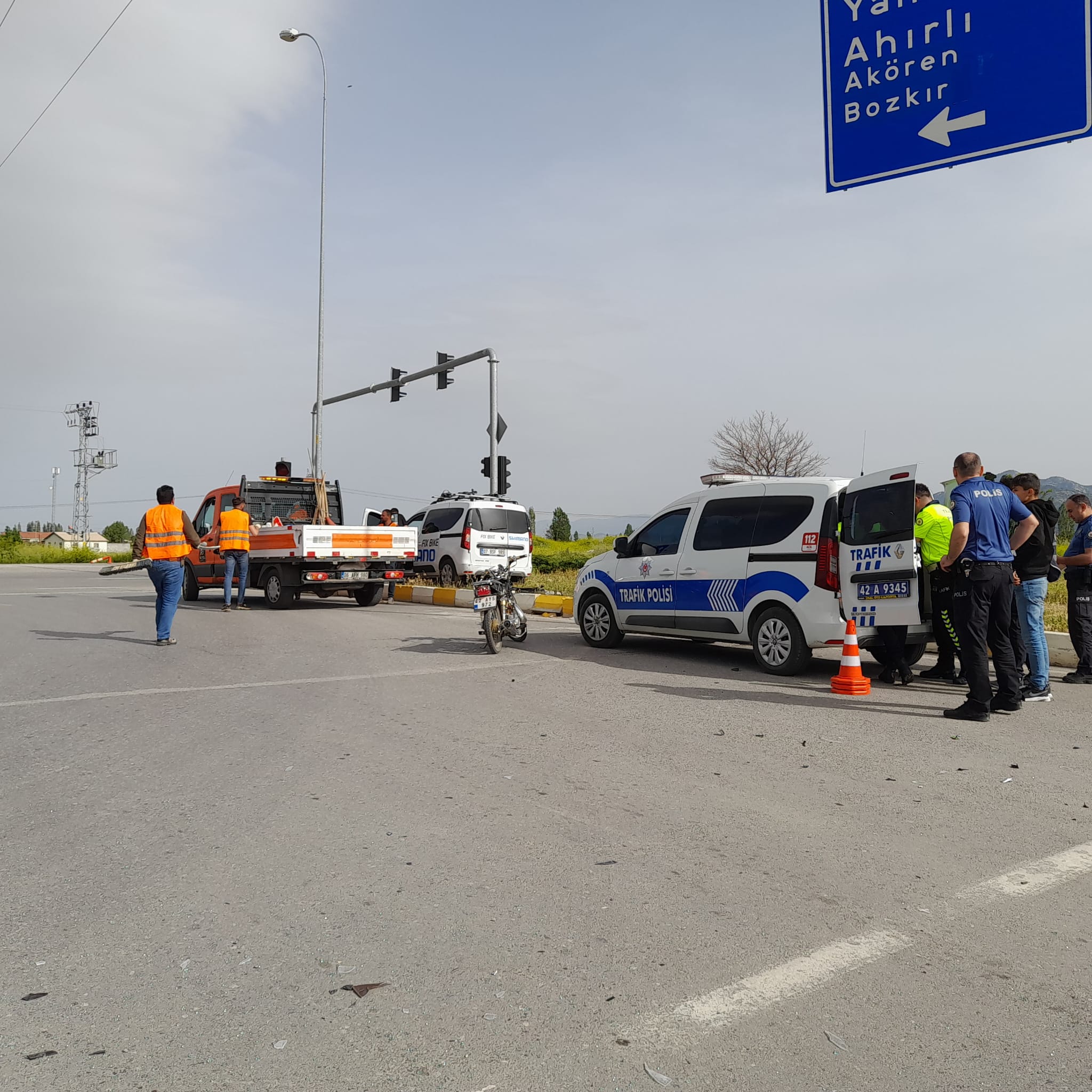 Seydişehir'de trafik kazası! 3 kişi yaralandı