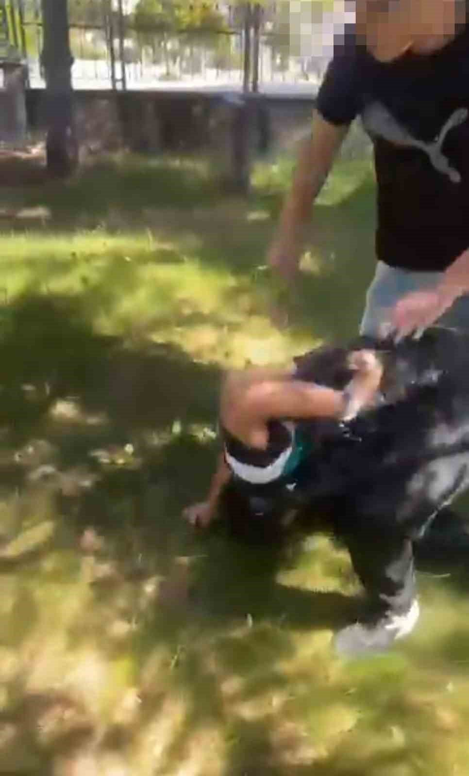 12 yaşındaki çocuğu öldüresiye darbedip video kaydına aldılar (VİDEO HABER)