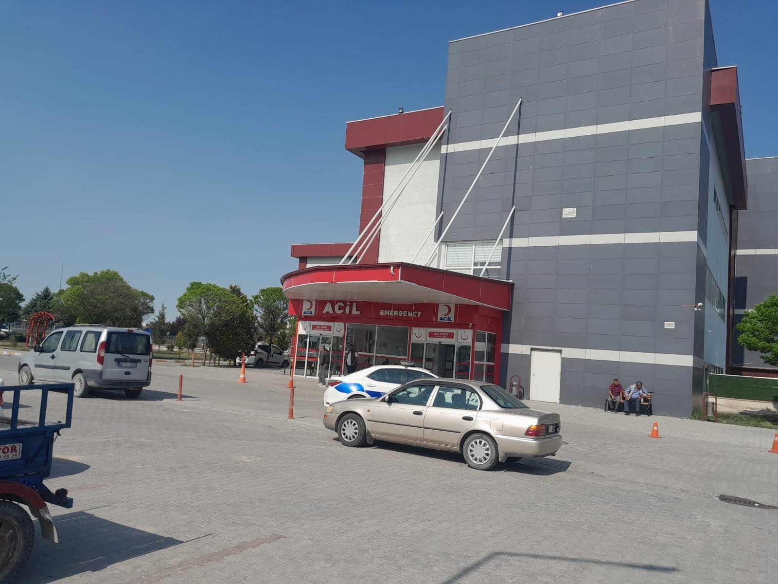 Konya'da ayağı makineye sıkışan işçi yaralandı
