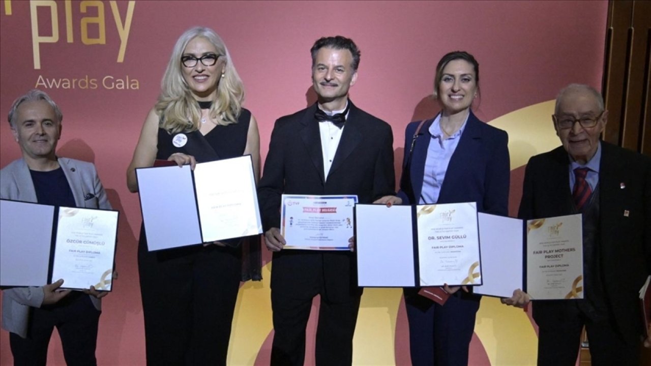 Türkiye Voleybol Federasyonu fair play ödülü aldı