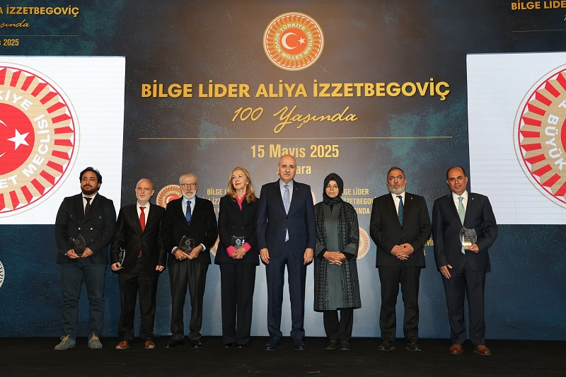 NEÜ'lü öğretim üyesi TBMM'de Aliya İzzetbegoviç'i anlattı