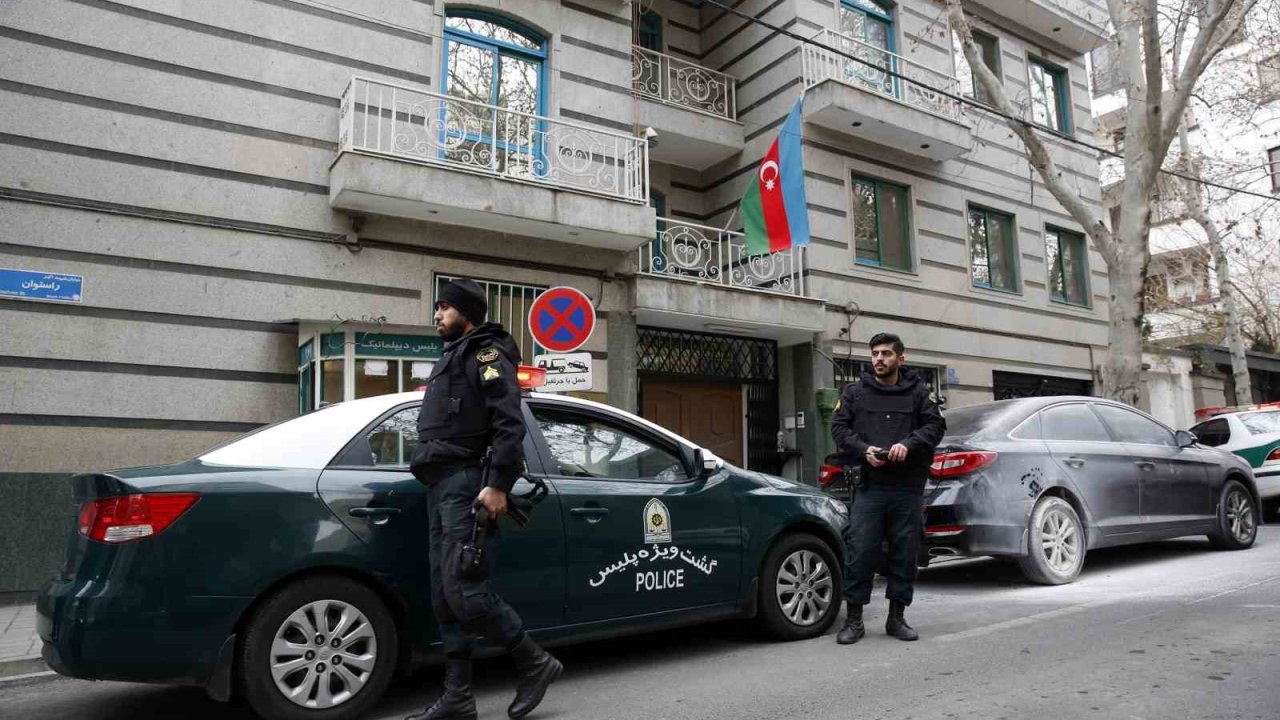 Azerbaycan’ın Tahran Büyükelçiliği’nde 1 kişiyi öldüren, 2 kişiyi de yaralayan saldırgan idam edildi