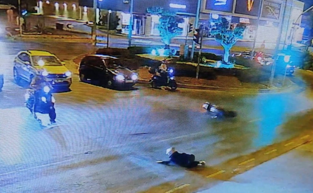 Kırmızı ışık ihlali kazayı getirdi: Son sürat çarptı
