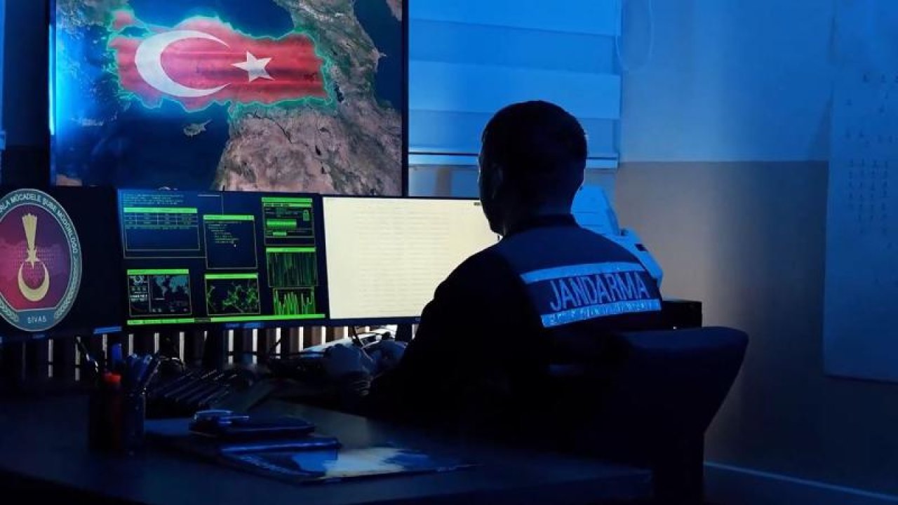 İçişleri Bakanı Ali Yerlikaya 2 suç örgütüne operasyonu paylaştı