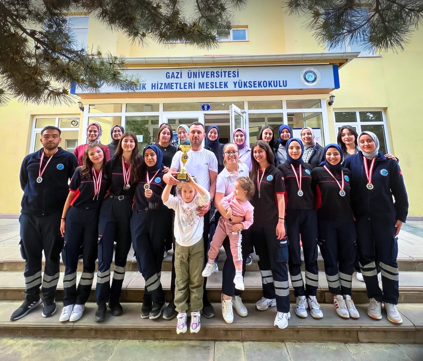 NEÜ öğrencilerinden  Travma Rallisi’nde büyük başarı