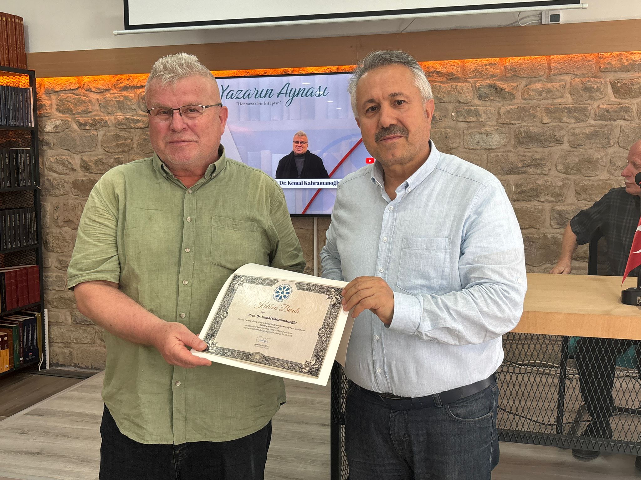 Prof. Dr. Kahramanoğlu, TYB Konya'da şiirin insan ruhuna etkisini anlattı