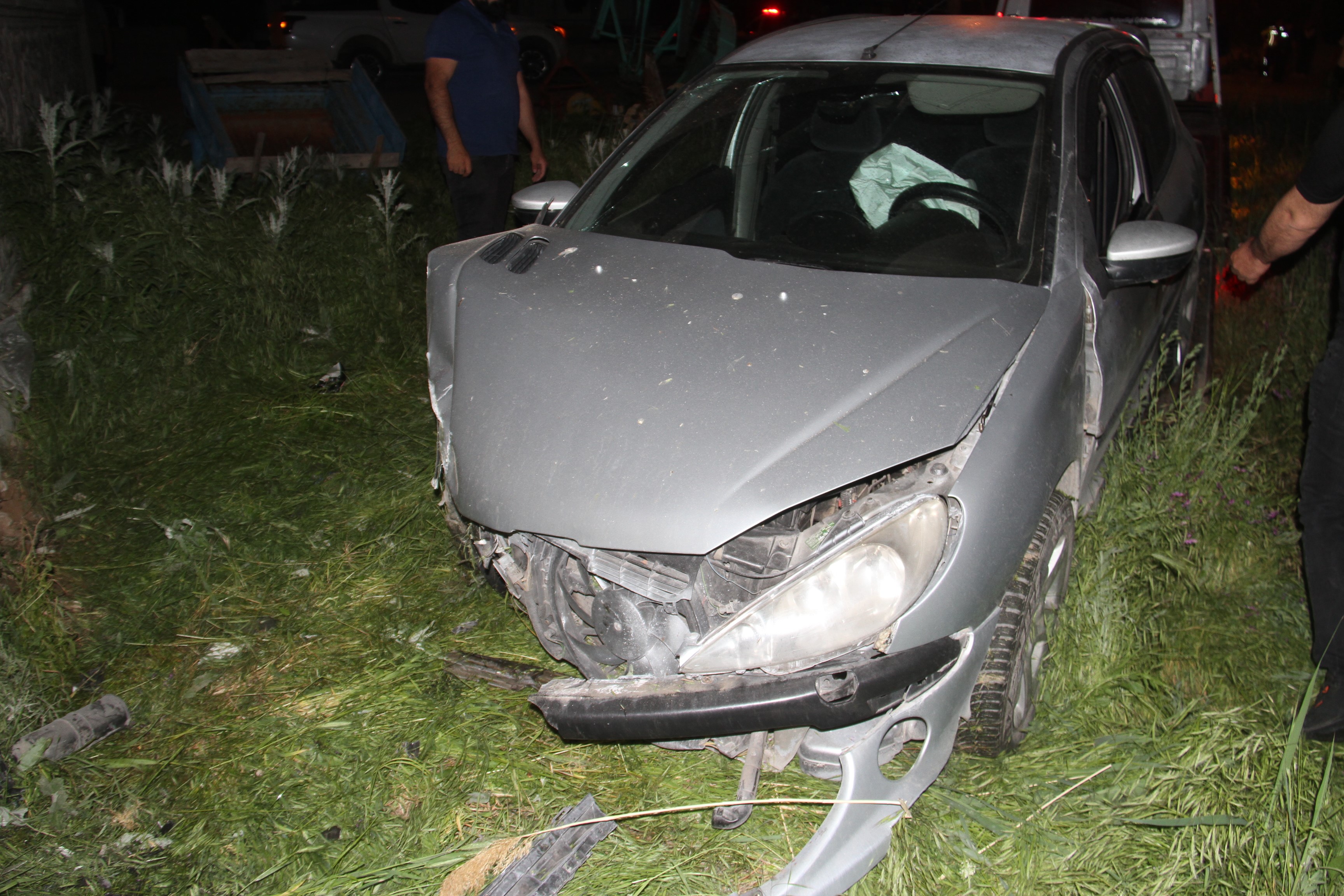 Konya’da elektrikli golf aracı ile otomobil çarpıştı!