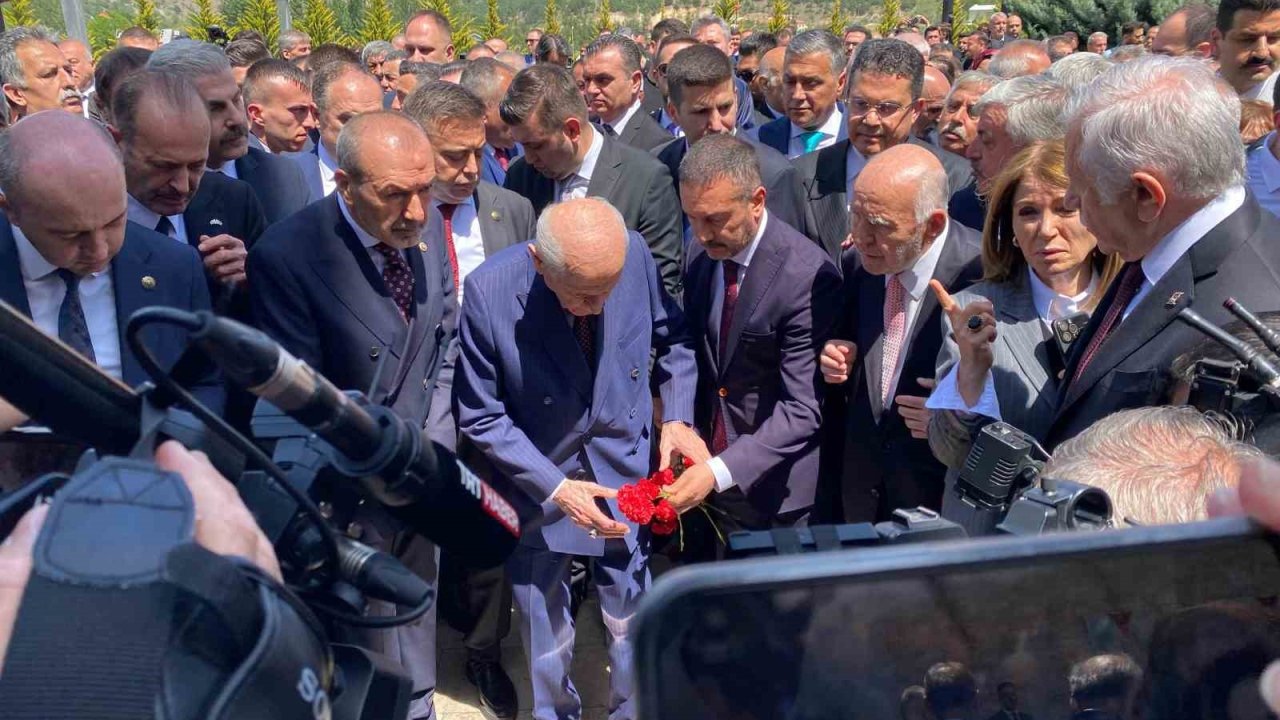 MHP Lideri Bahçeli'den ziyaretler (TIKLA&İZLE)
