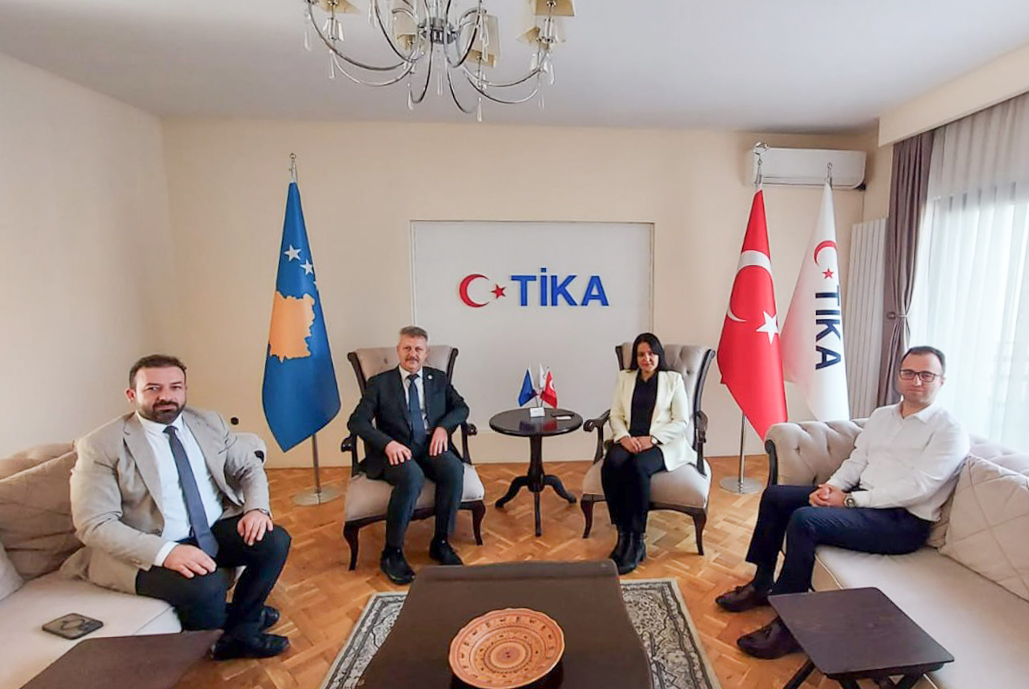 KTÜN Kosova’da temaslarda bulundu