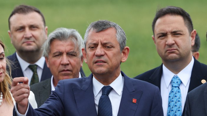 Özgür Özel yine İmamoğlu'nu ziyaret etti!