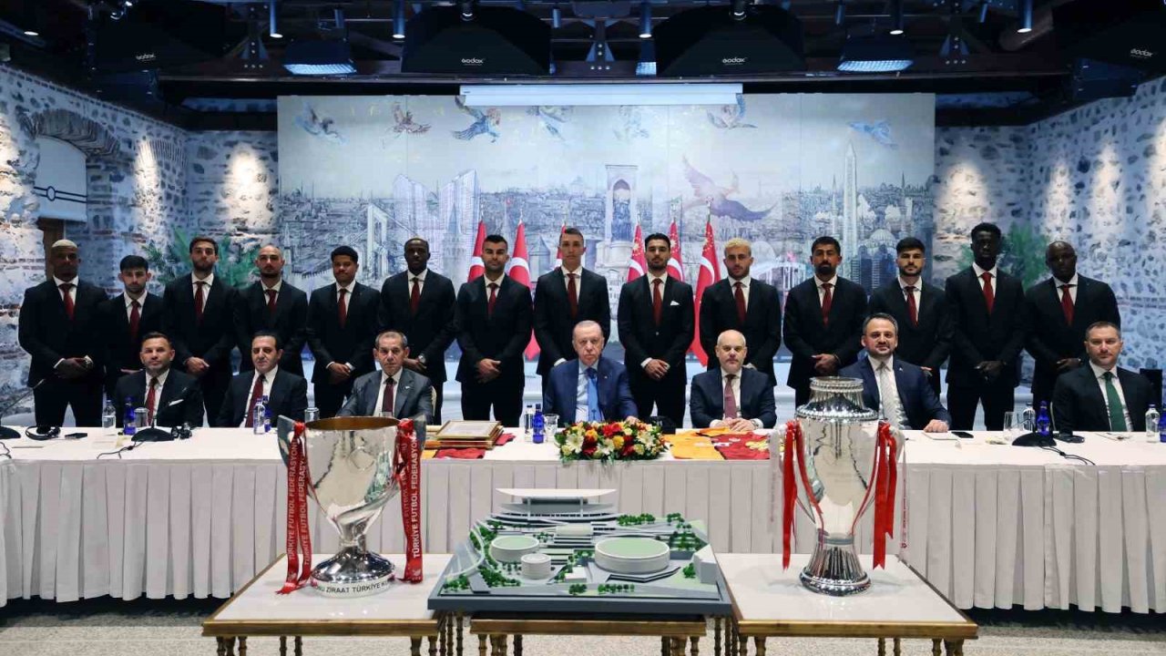 Cumhurbaşkanı Erdoğan, Galatasaray’ı kabul etti