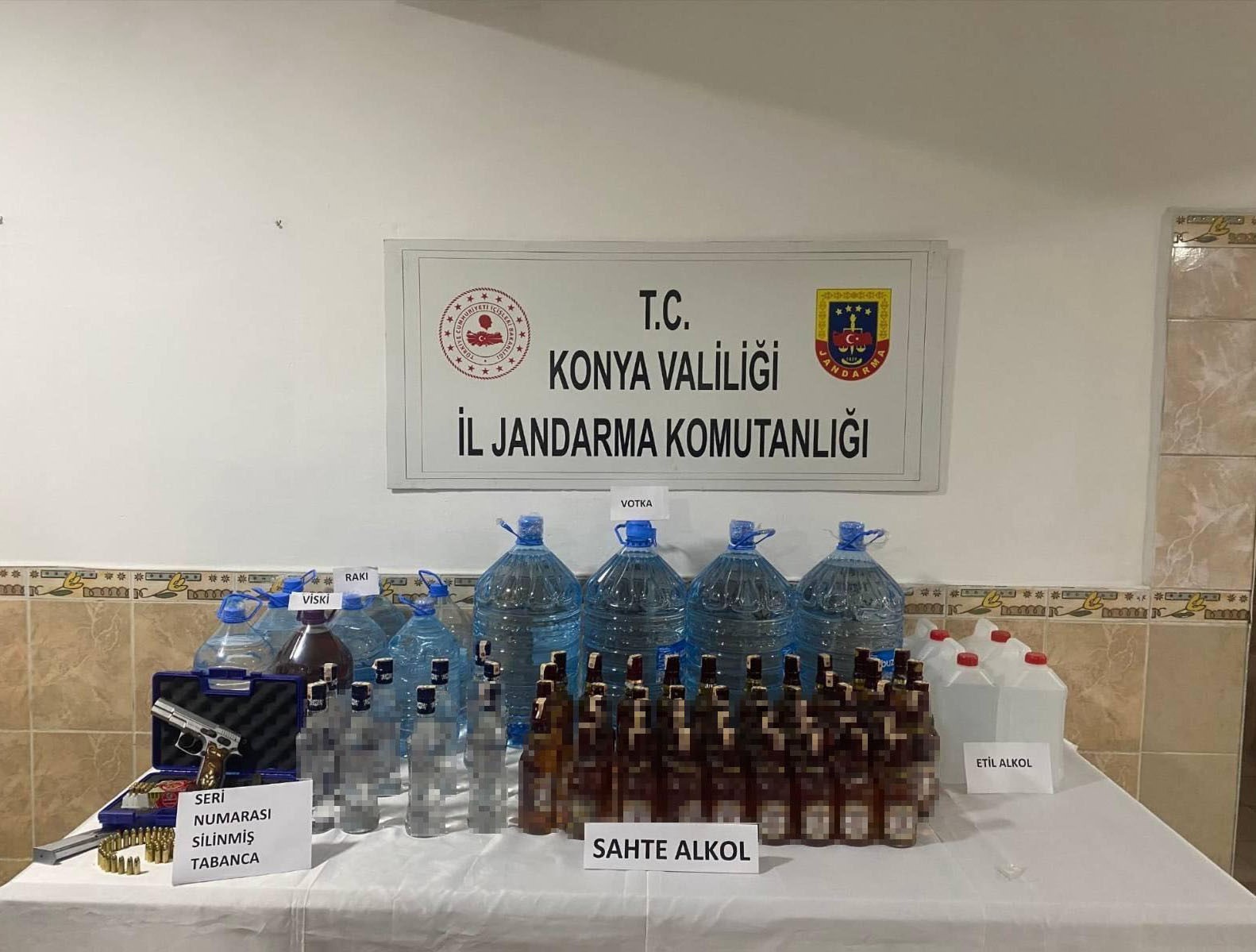 Konya'nın 2 ilçesinde daha Jandarmadan kaçakçılara operasyon