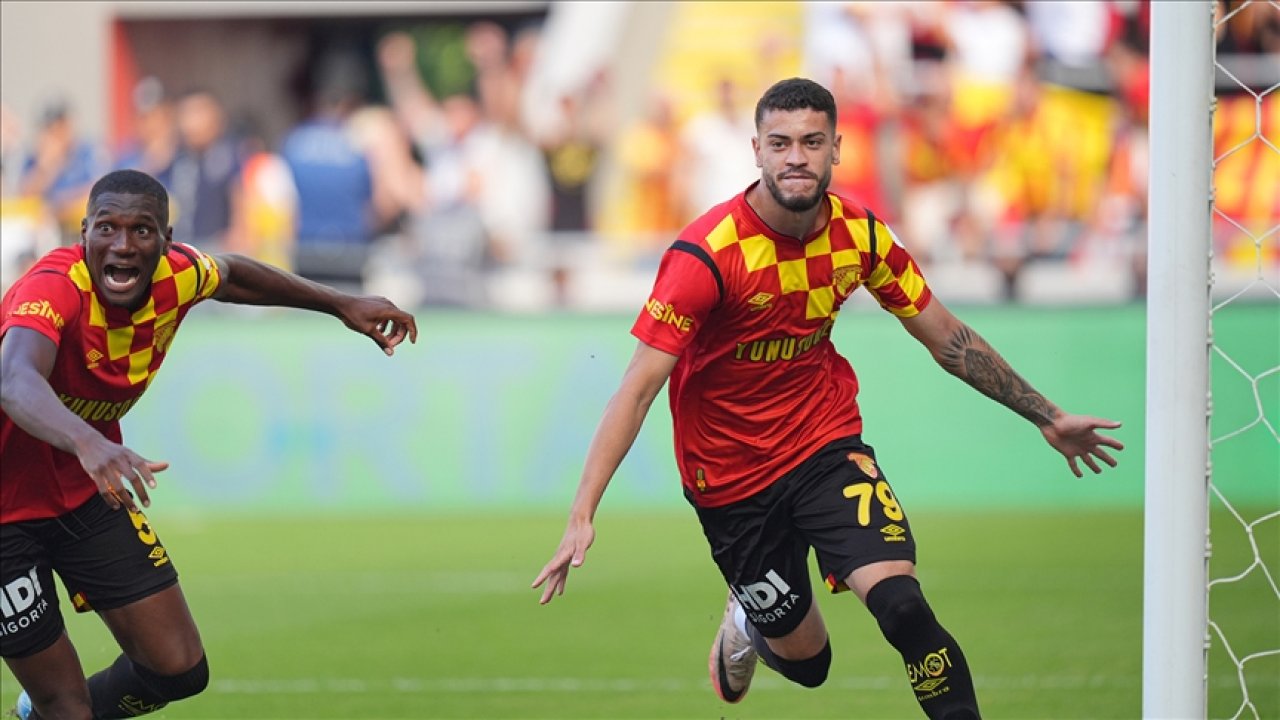 Göztepe bu sezon gol oldu yağdı