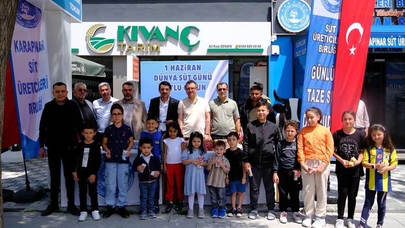 Karapınar'da ücretsiz süt dağıtıldı
