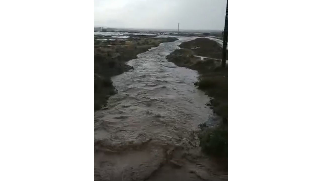 Karapınar’da sağanak yağış etkili oldu