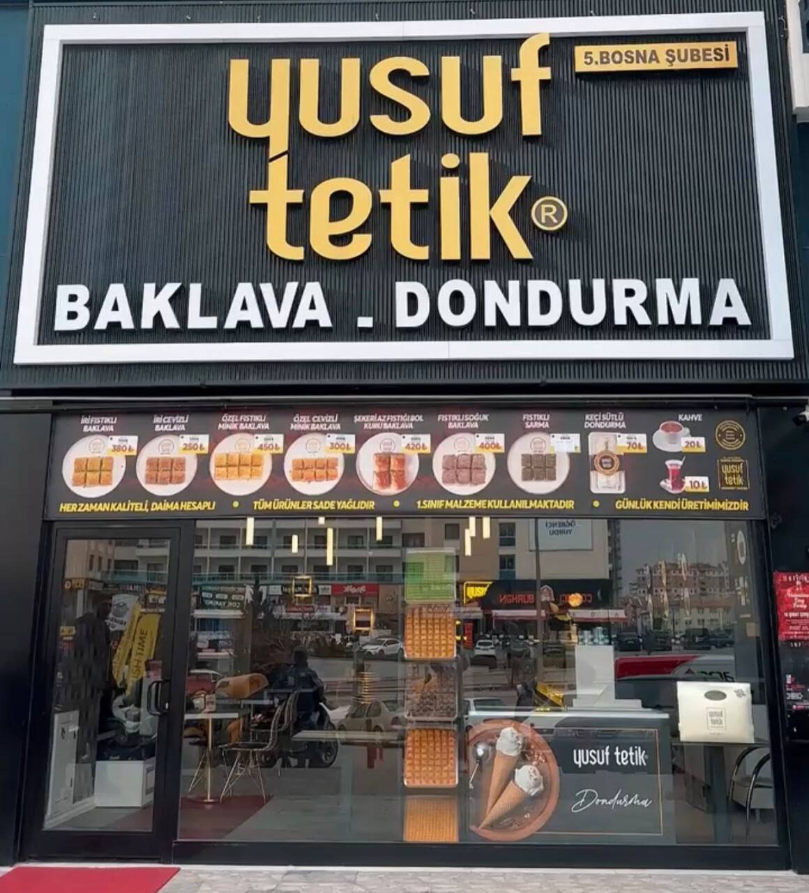 Tatlılar sizden, dondurmalar Yusuf Tetik’den