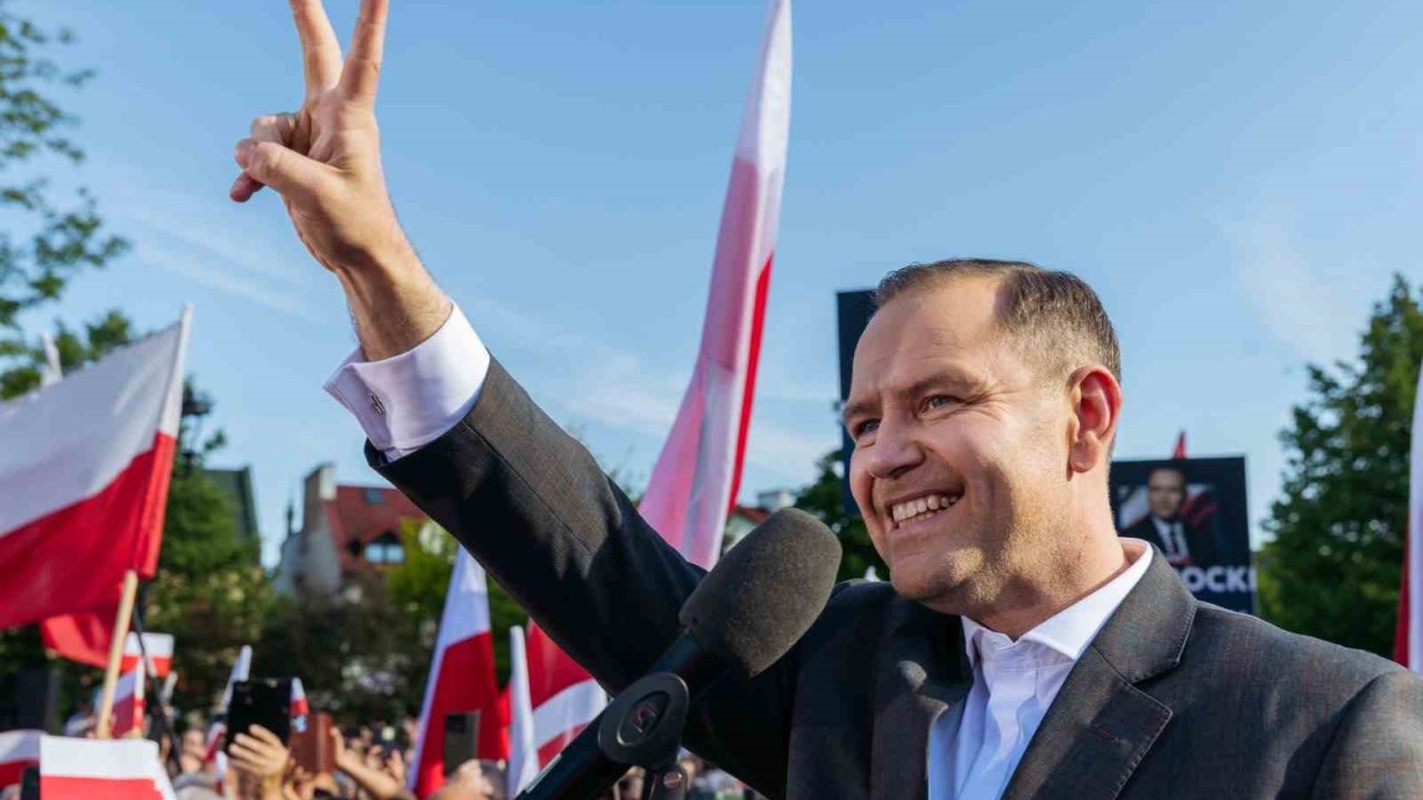 Polonya’da cumhurbaşkanlığı seçimlerini Karol Nawrocki kazandı