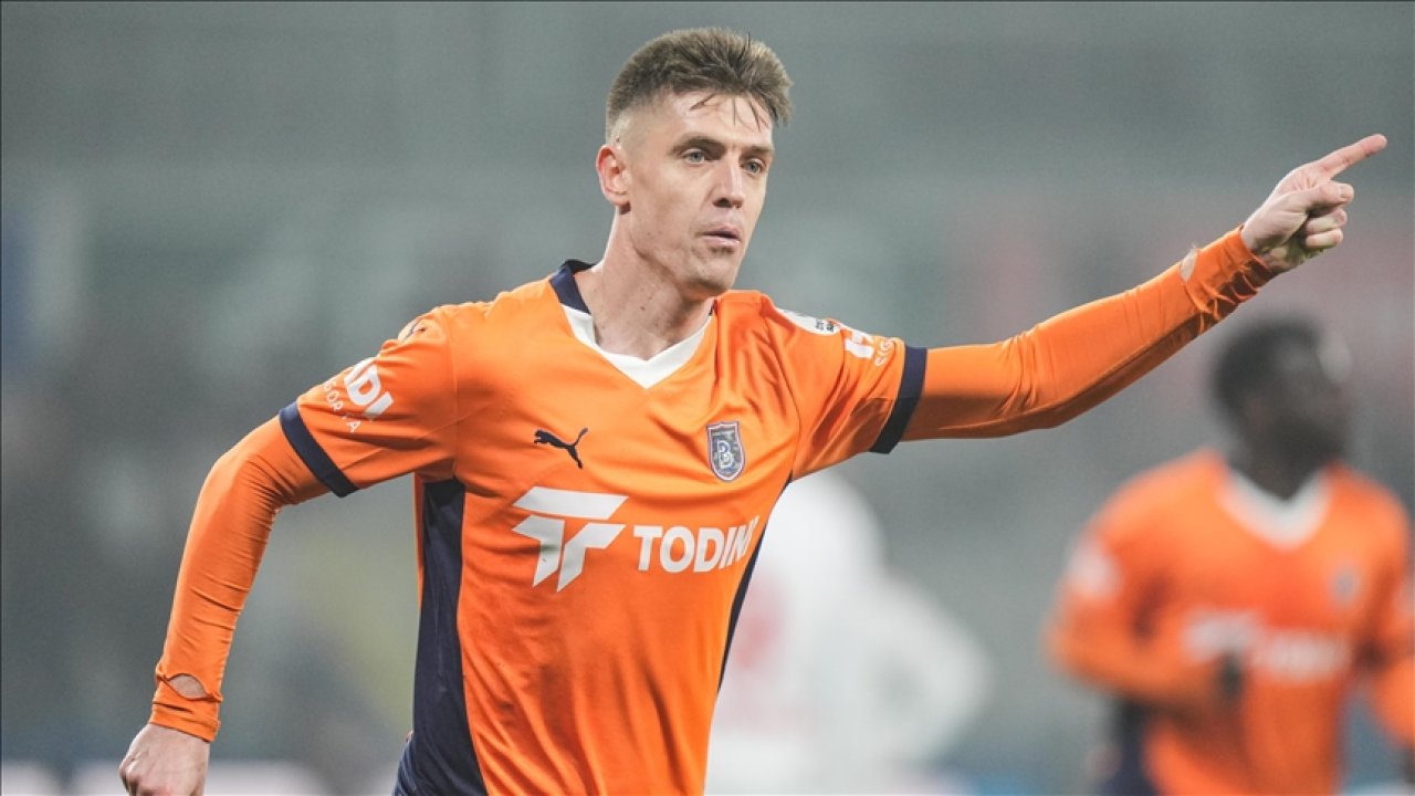 Başakşehir Piatek'i sattı