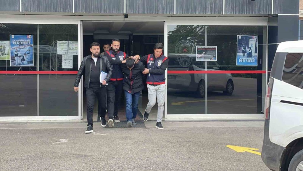 İki kardeş evinde öldürülmüştü: Türkiye'yi yasa boğan cinayette yeni gelişme